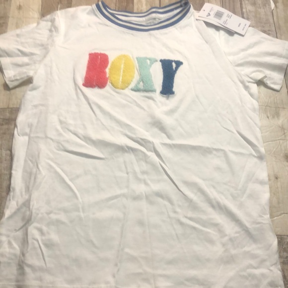 Roxy Tops - Roxy cute short sleeve white t-shirt NWT